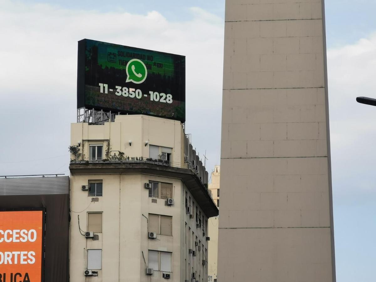 Penthouse Frente Al Obelisco Con Terraza Lägenhet Buenos Aires Exteriör bild